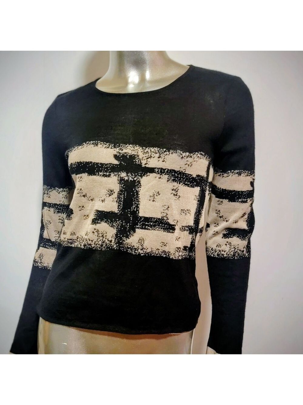 CHANEL Black Tan Cashmere Blend Sweater Top Size 42 M